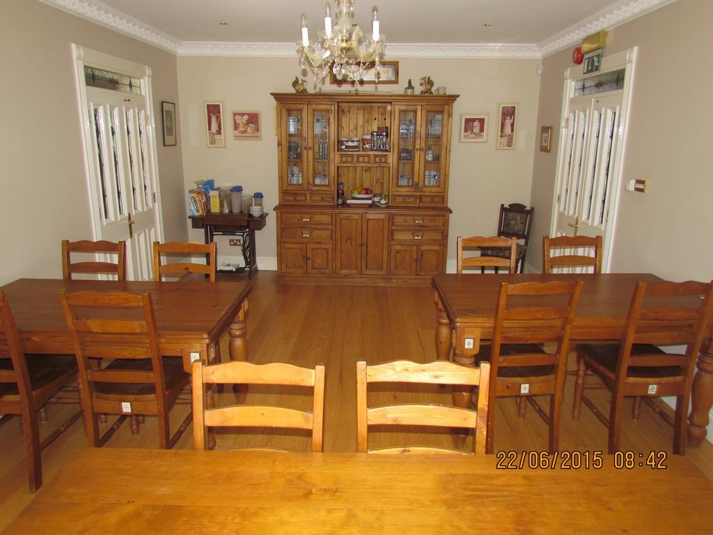 Gate Lodge B&B Portumna Bagian luar foto